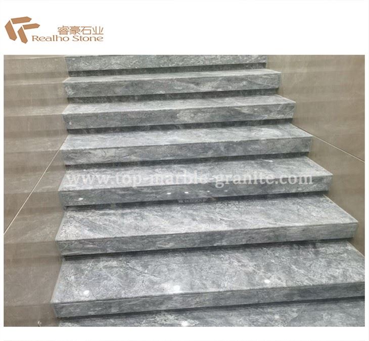 Nyiaj Grey Marble Pem Teb Thiab Stair